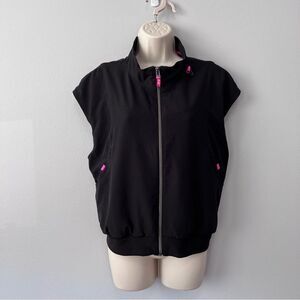 Med Couture Amp 2-Pocket Zippered Cropped Scrub Vest Size 2X